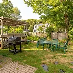 Mainer\'S Retreat