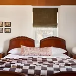 Blind Tiger Portland - Carleton Street Guest House
