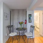 A Peaceful Oasis On Munjoy Hill - 4Br2Ba House & Parking