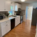 Cozy Cape Minutes From Oldport And Thompson\'S Point