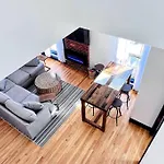 Large West End Penthouse Walk To Old Port W/Parking