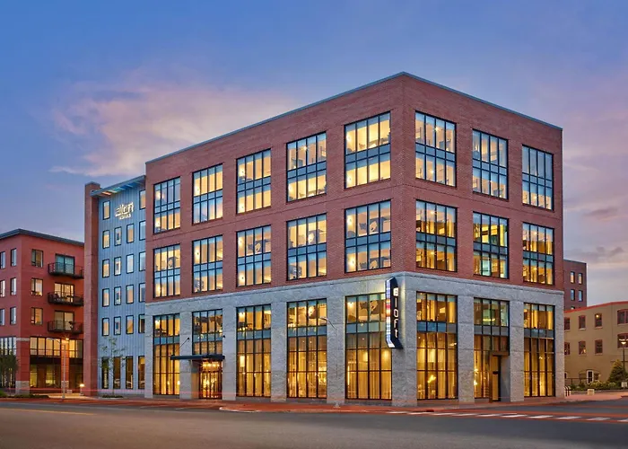 Aloft Portland Downtown Waterfront Me