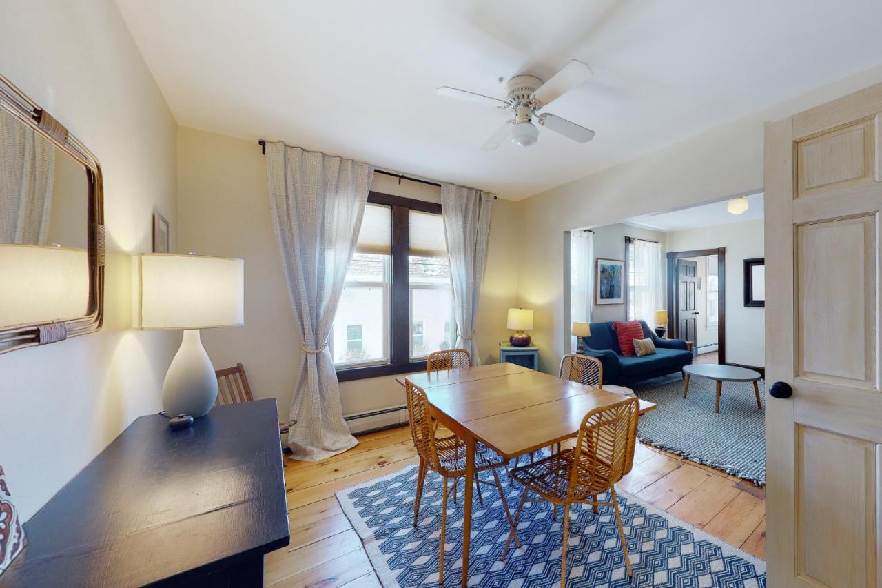 Sunny East Ender Holiday home Portland
