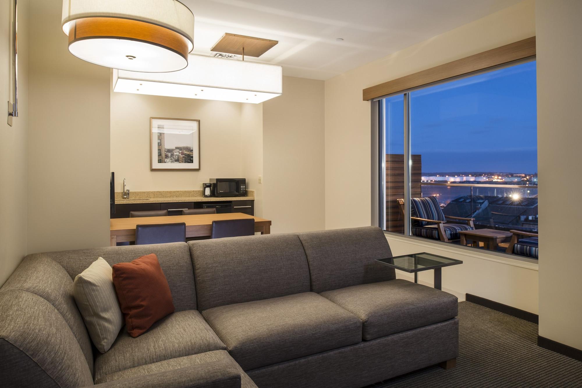Hyatt Place Downtown - Old Port Square 3* Portland