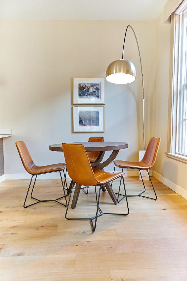 The Docent's Collection 3* Portland
