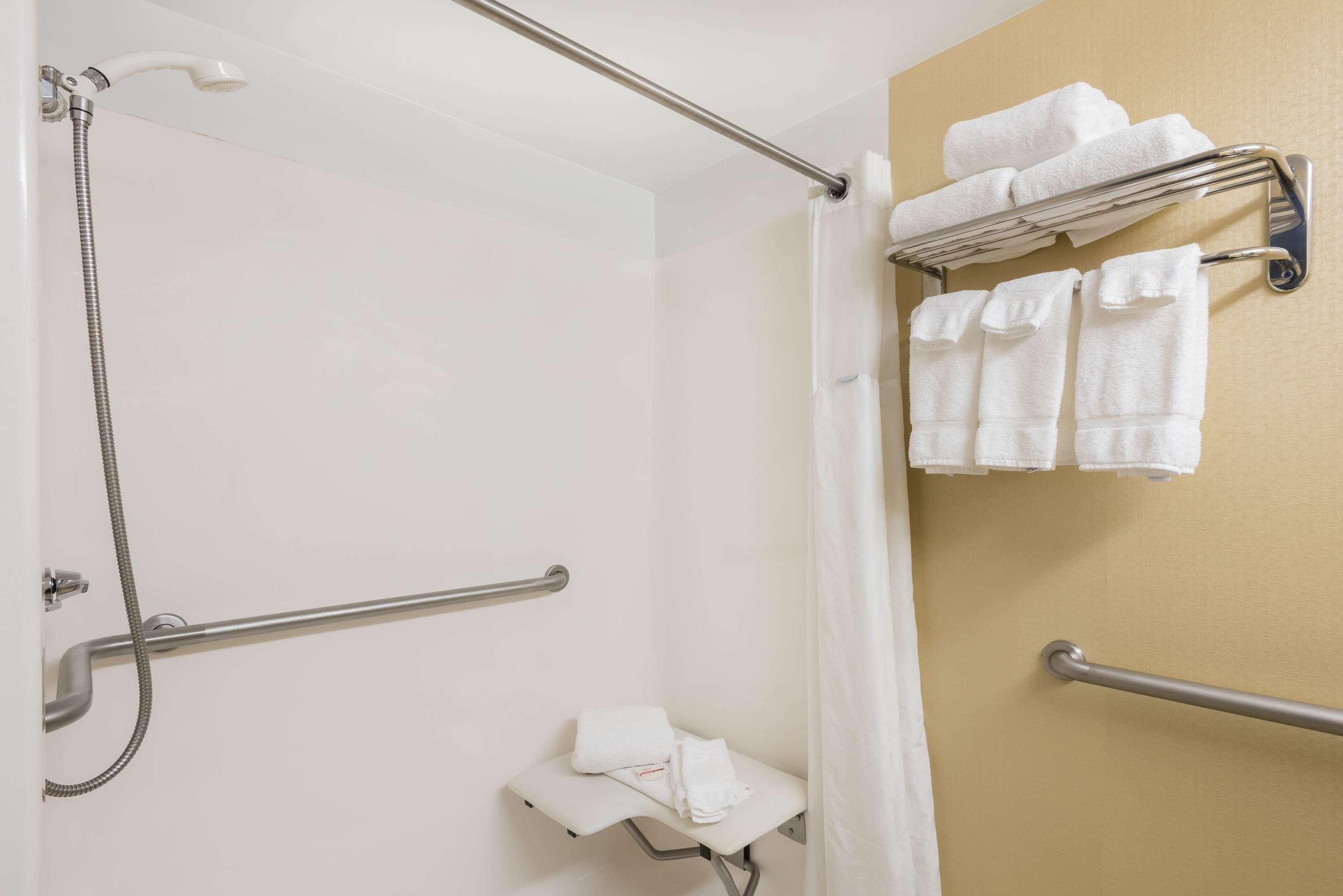 Hotel Ramada Plaza By Wyndham Portland