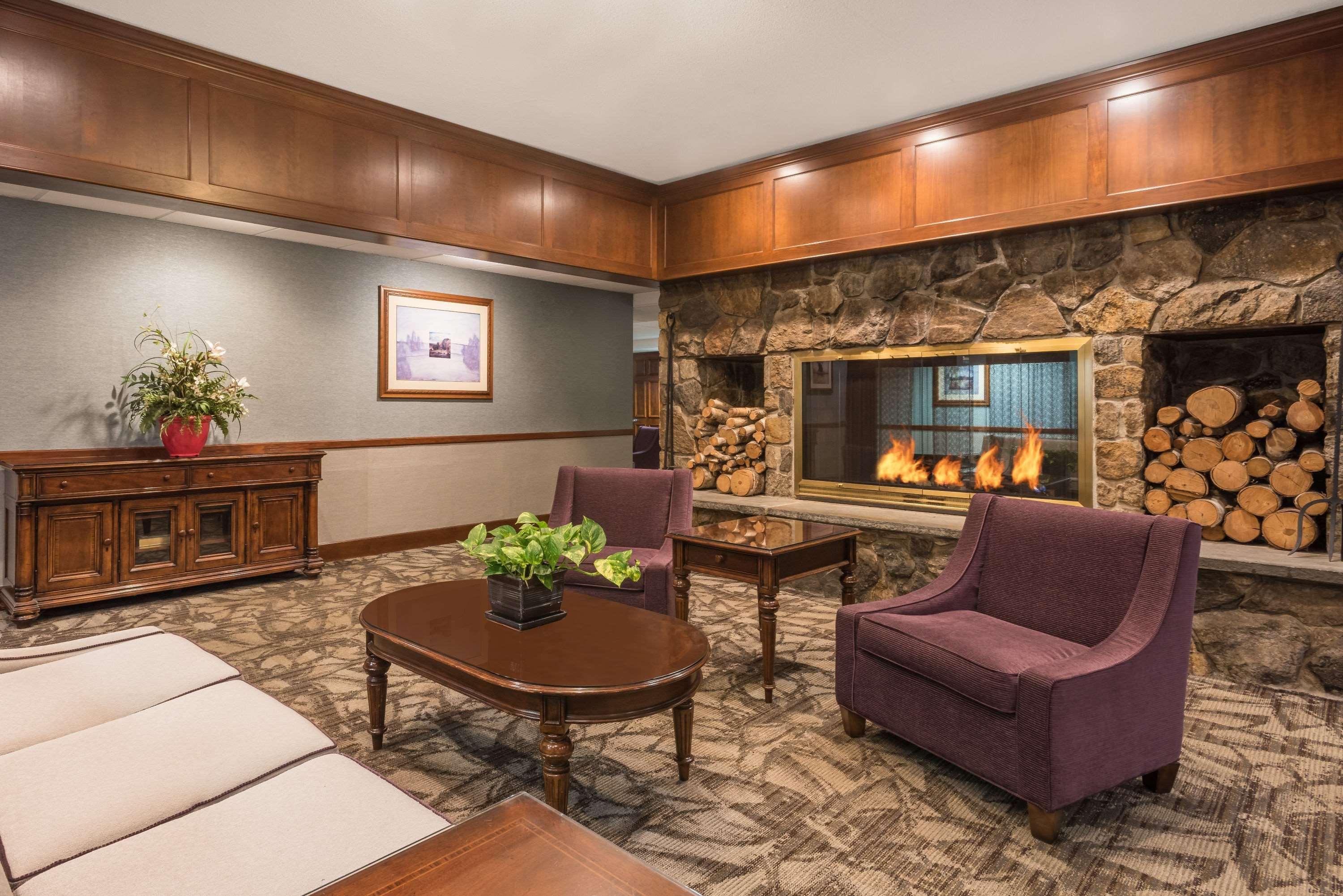 Ramada Plaza By Wyndham Hotel 3*