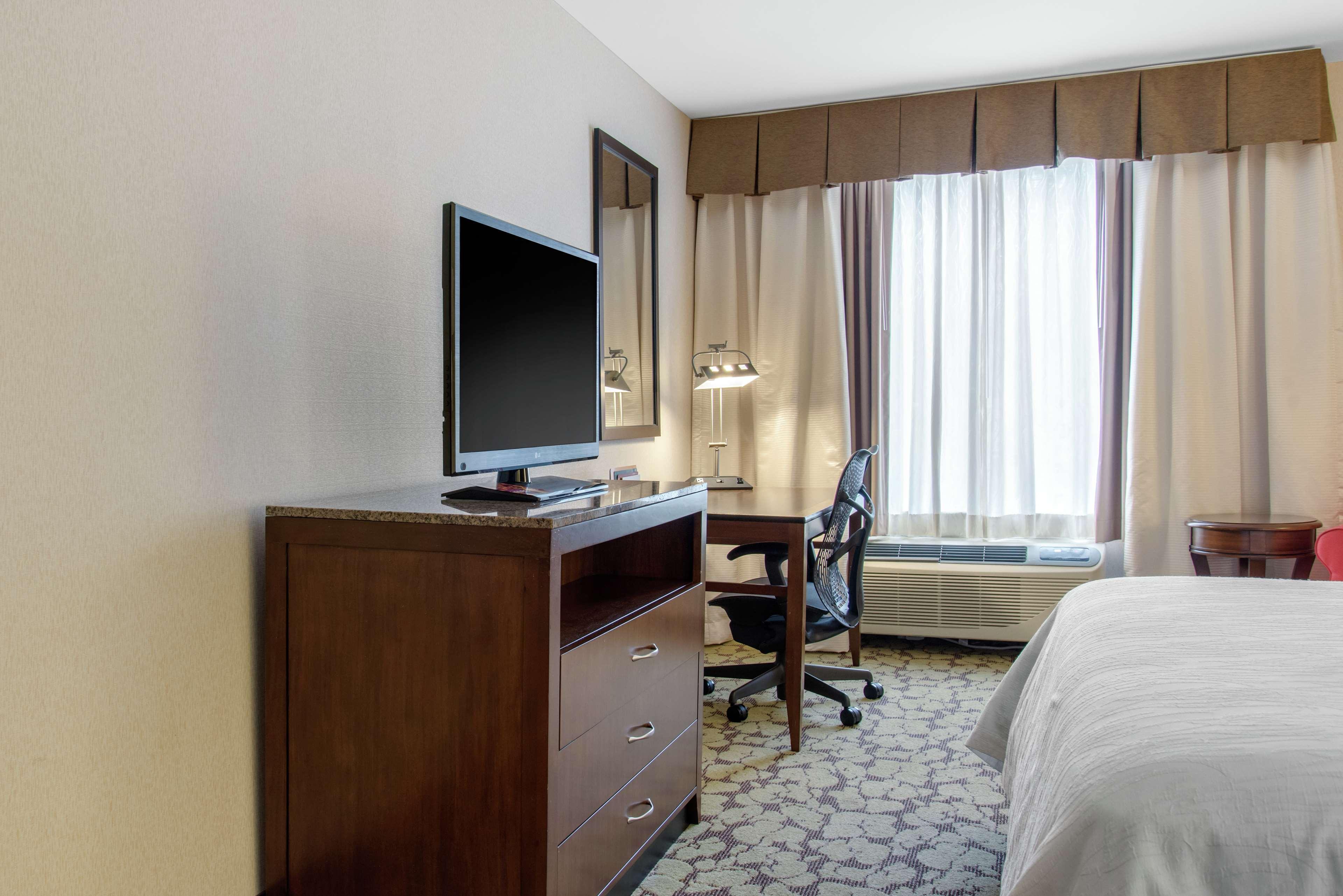 Hilton Garden Airport Hotel