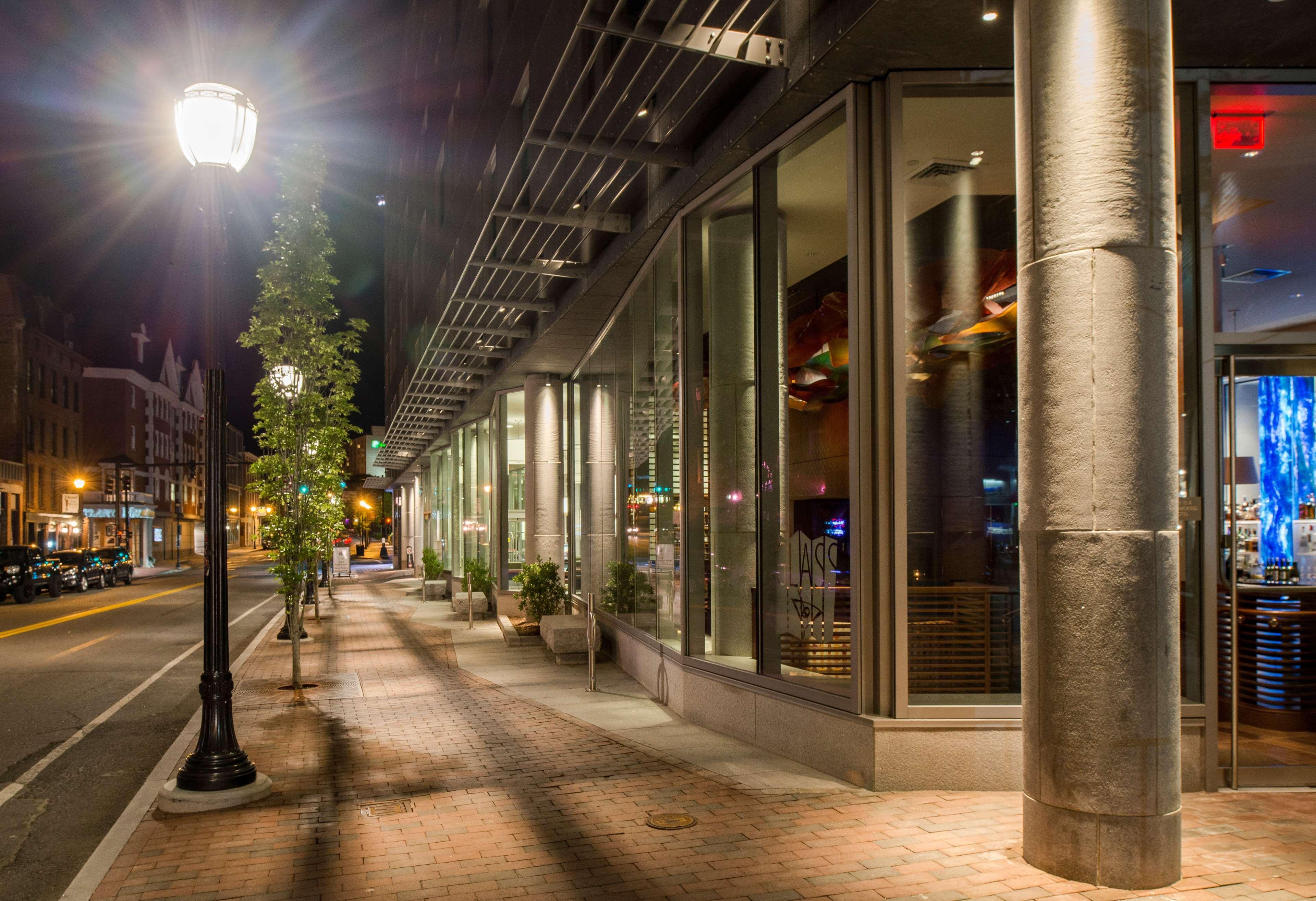 Hotel Hyatt Place Downtown - Old Port Square 3*