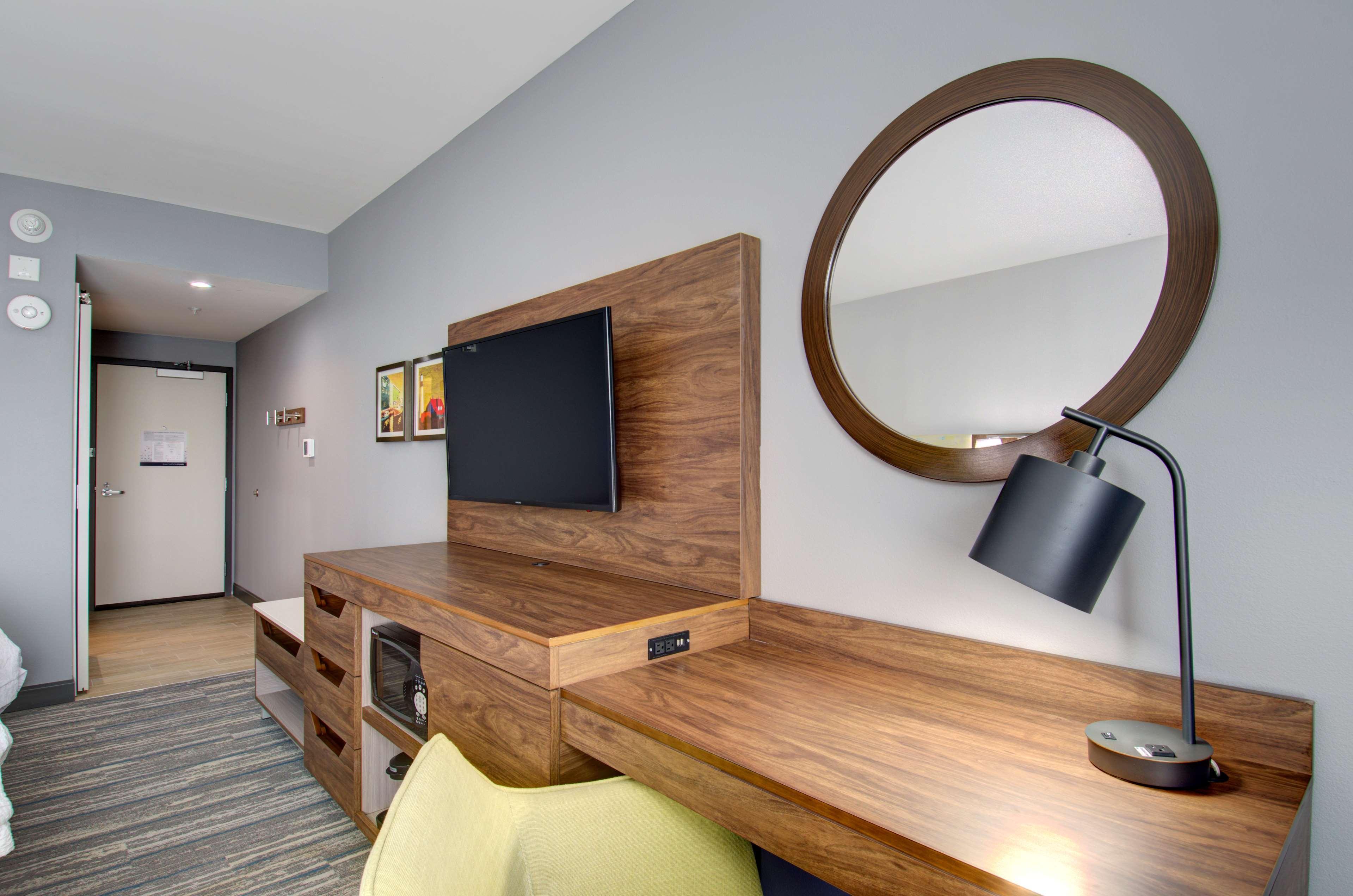 Hotel Hampton & West Portland
