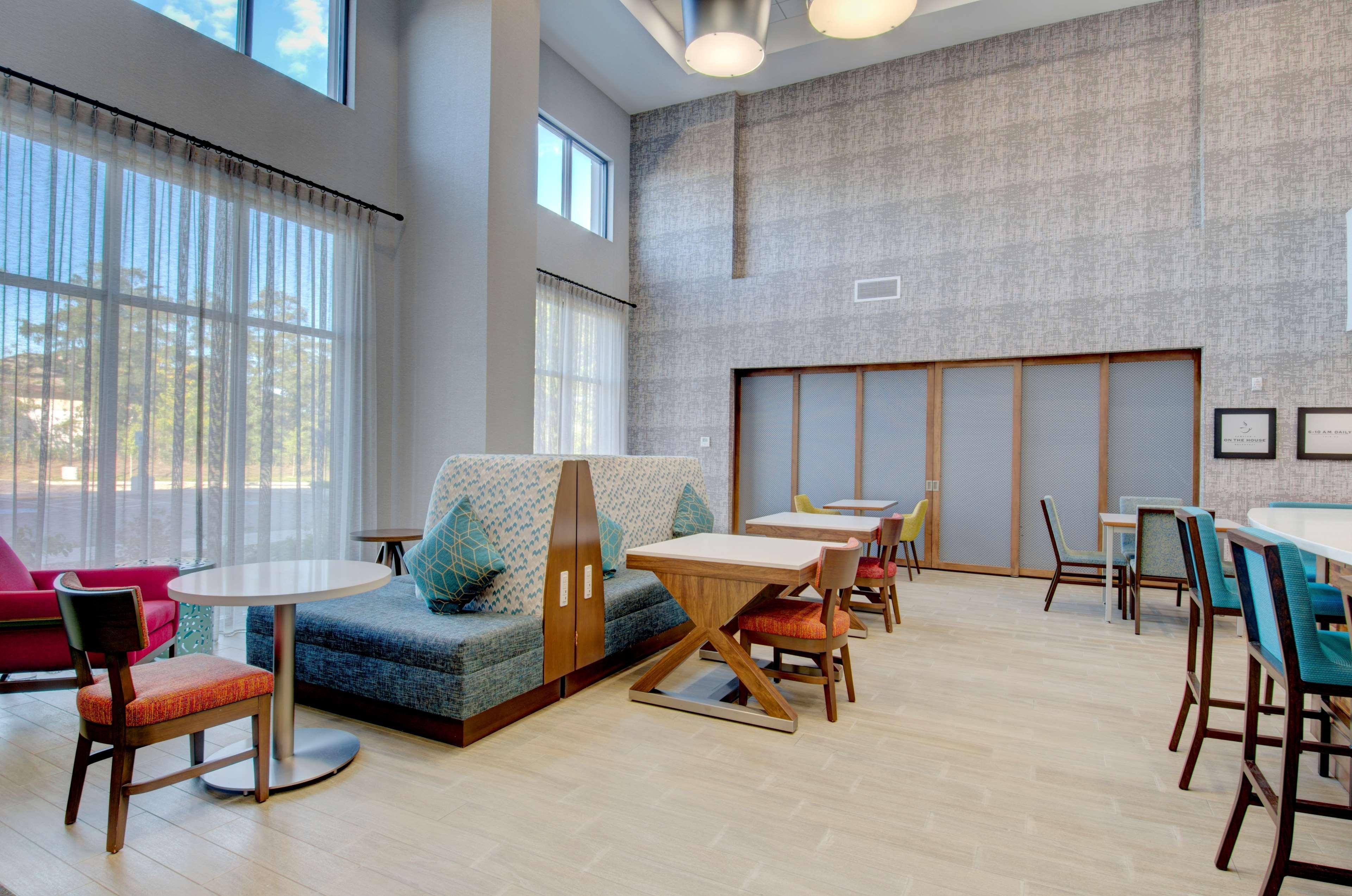 Hampton & West 3* Portland