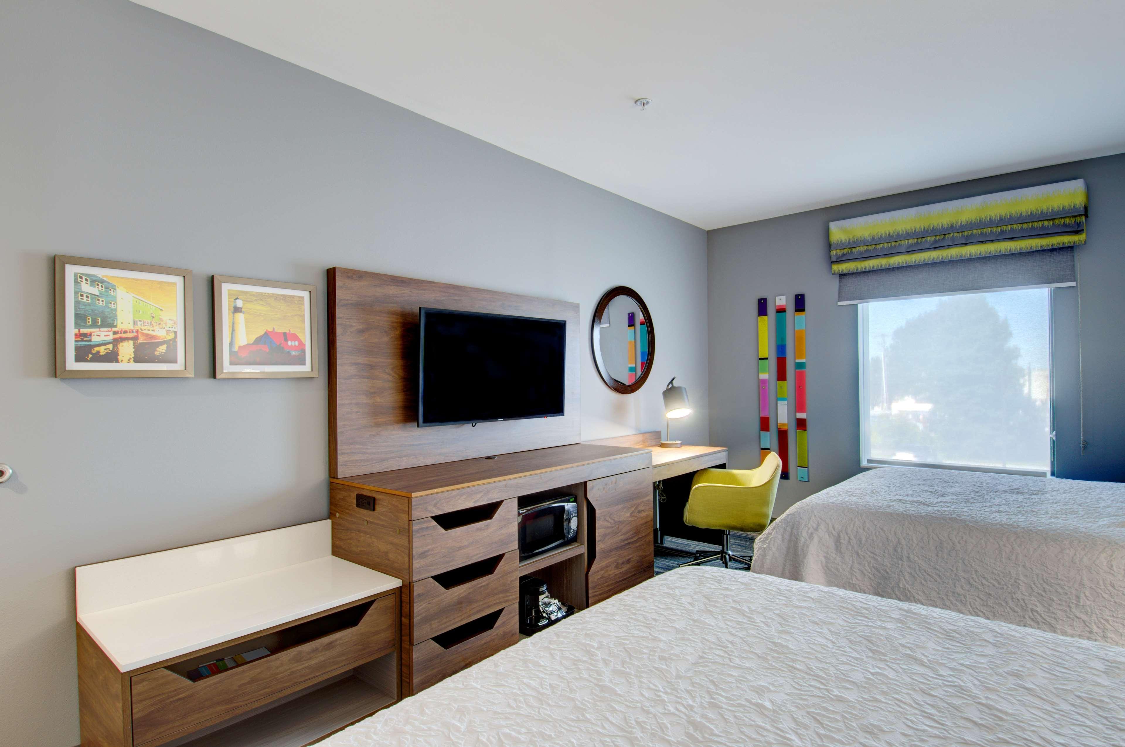 Hampton & West Hotel Portland