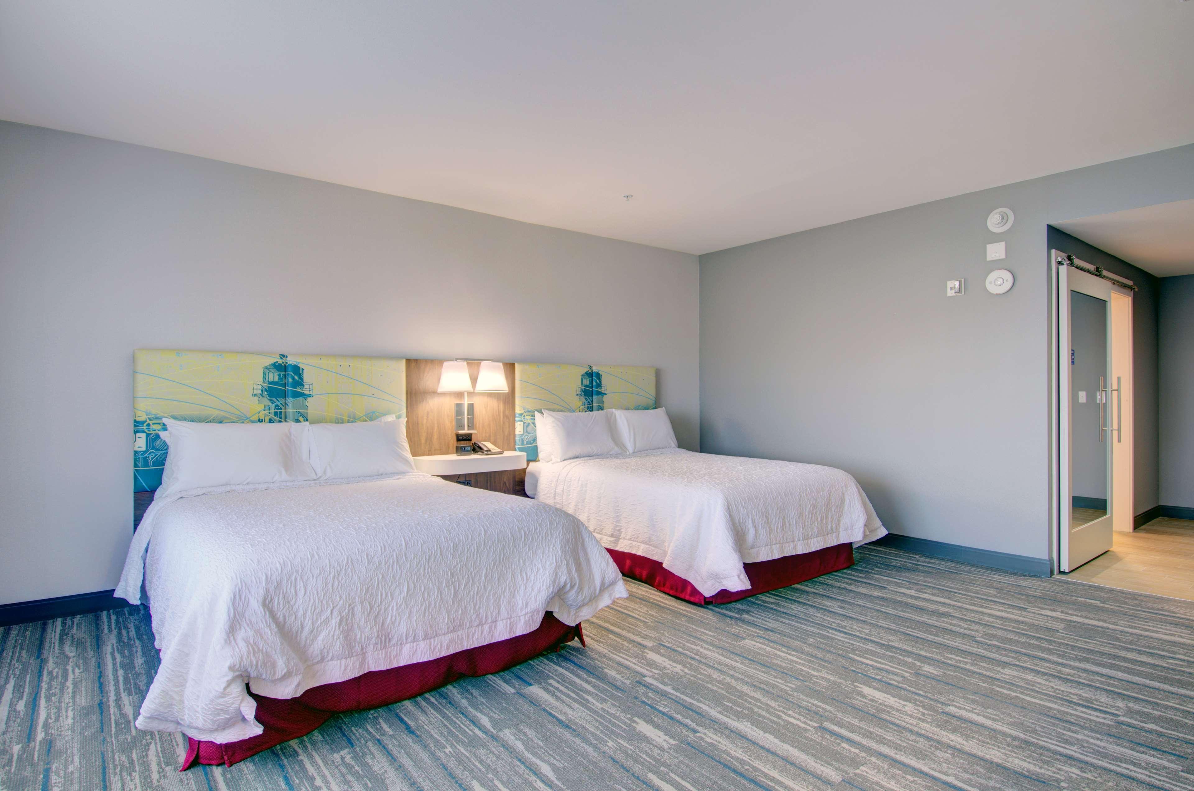 Hampton & West 3* Portland