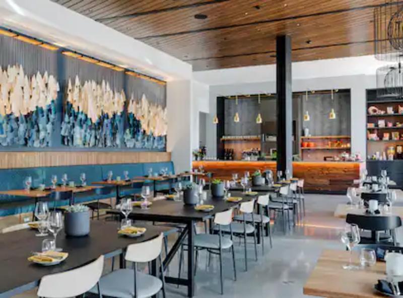 Canopy By Hilton Waterfront 4*