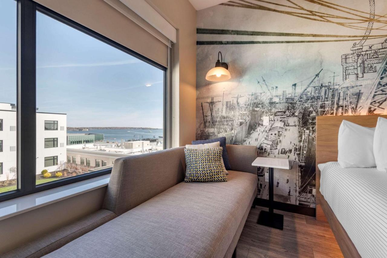 Hotel Cambria Downtown Old Port 3*