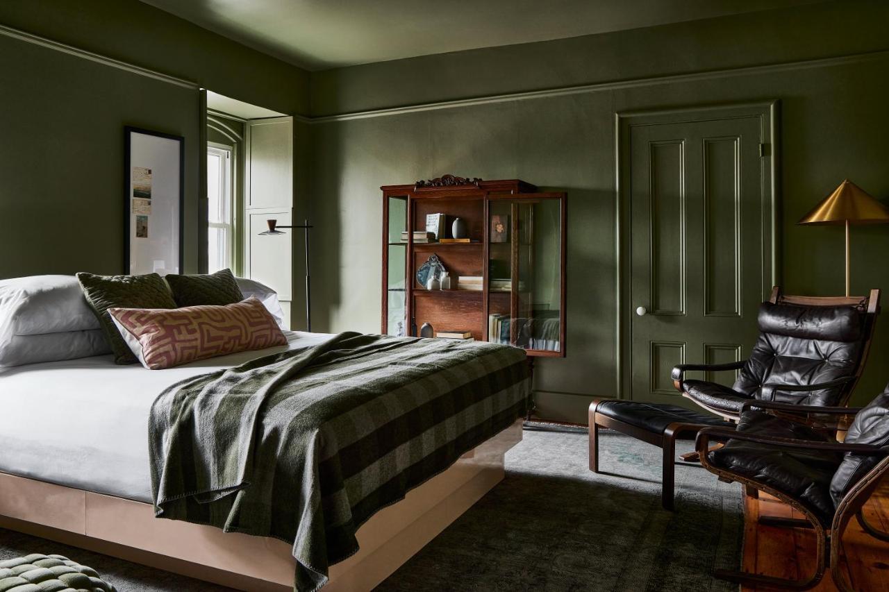Blind Tiger - Carleton Street Inn 3*