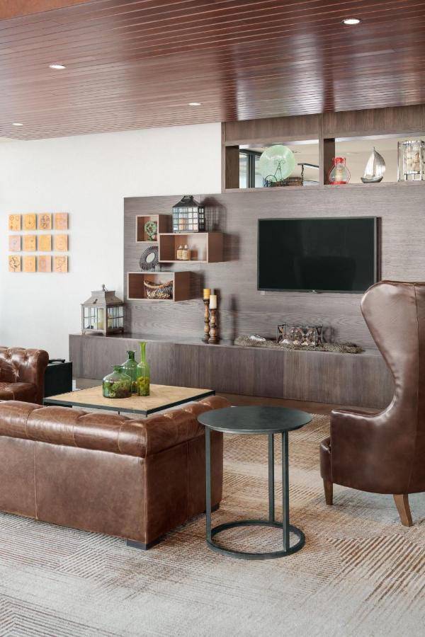 Courtyard By Marriott Downtown/waterfront Hotel Portland