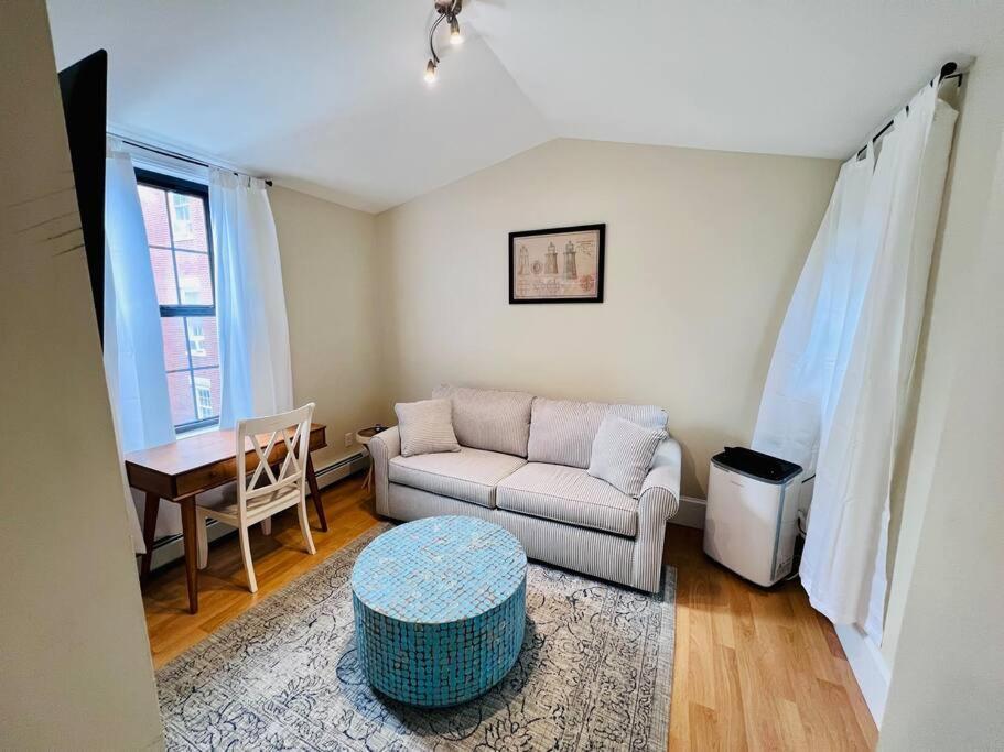 Historic Corner With Patio & Off Street Parking * Portland
