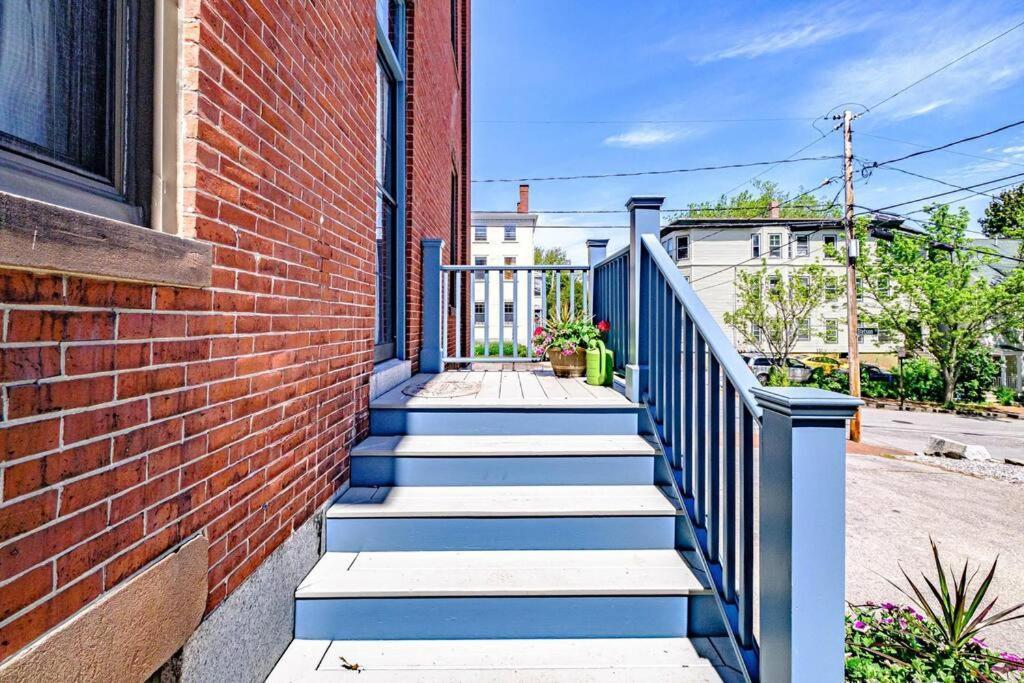 Historic Corner With Patio & Off Street Parking Portland