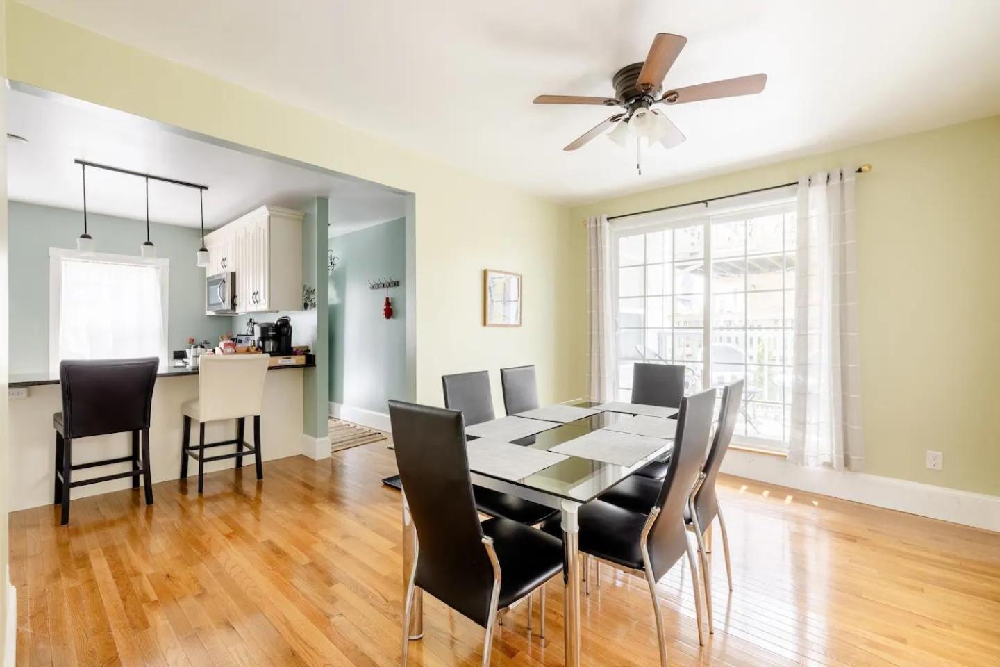 Apartment Bright Spacious - 2 Bedroom 2 Ba *