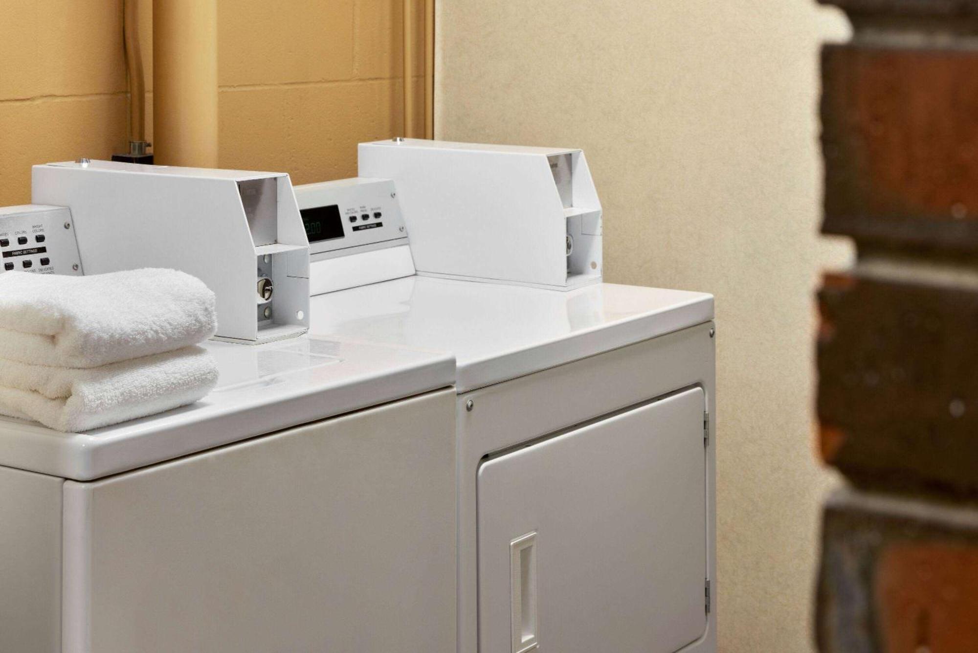 Ramada Plaza By Wyndham 3* Portland
