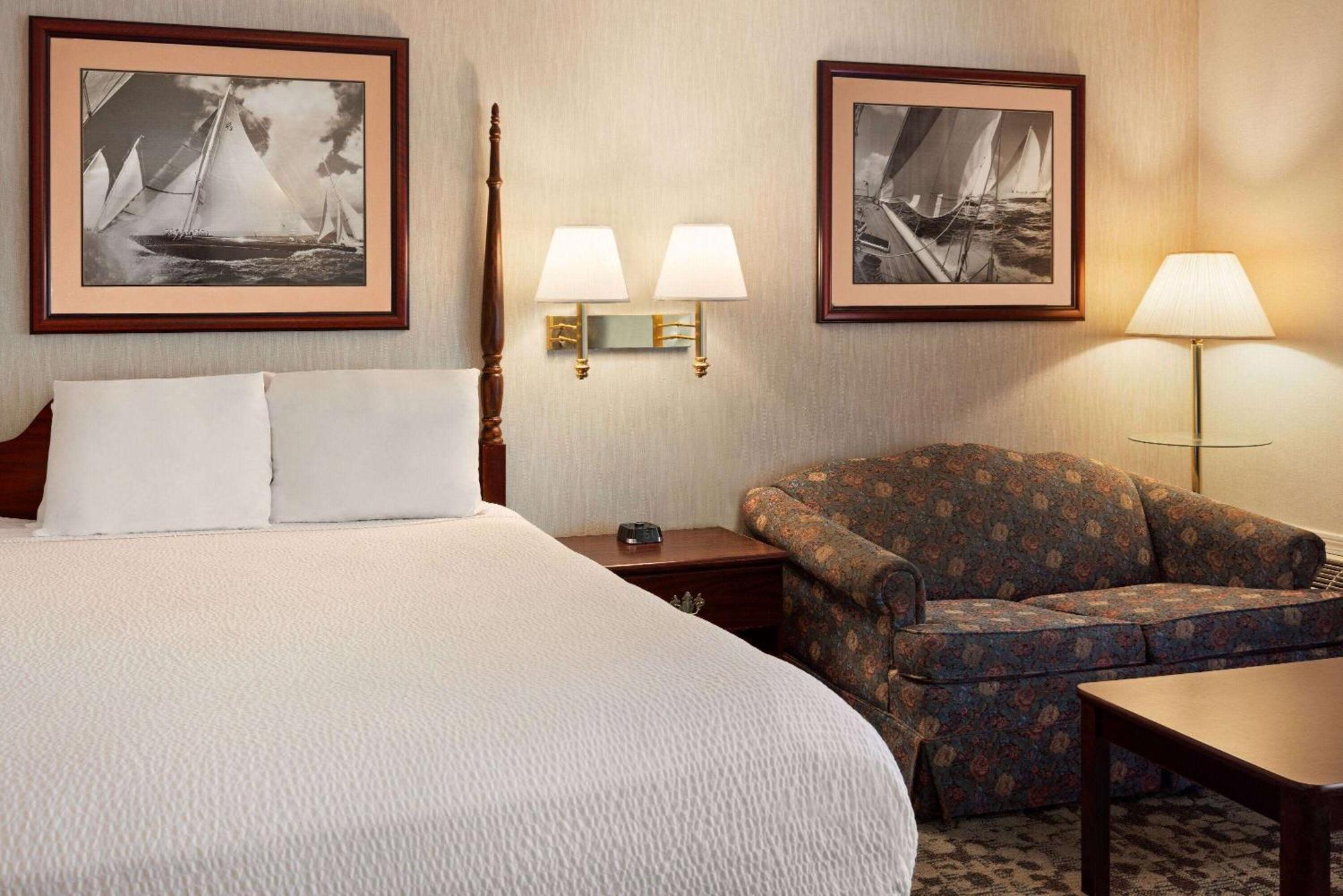 Ramada Plaza By Wyndham
