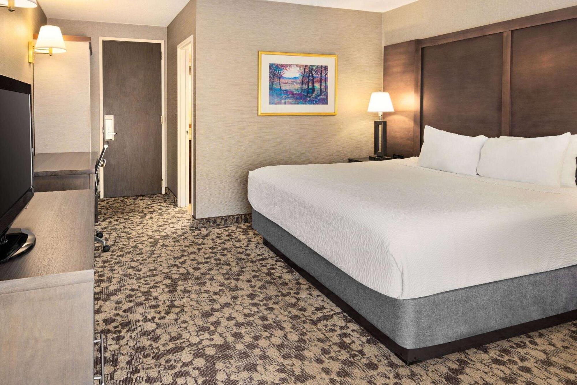 Ramada Plaza By Wyndham 3* Portland