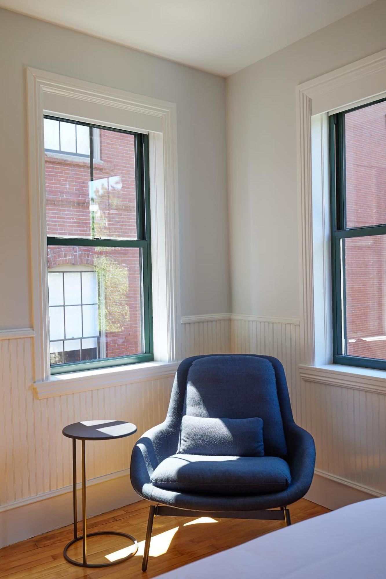 The Docent's Collection 3* Portland