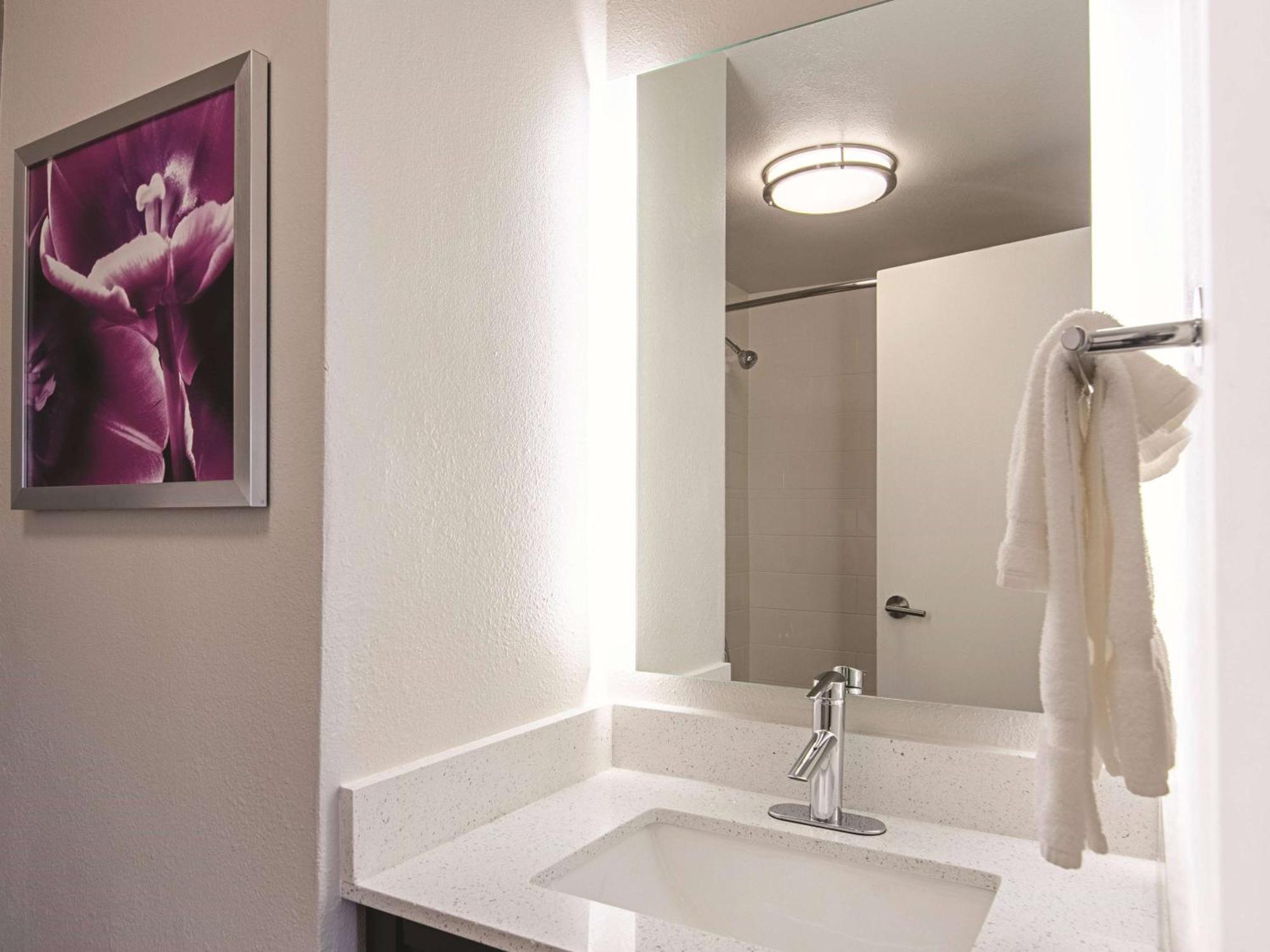 La Quinta By Wyndham Hotel