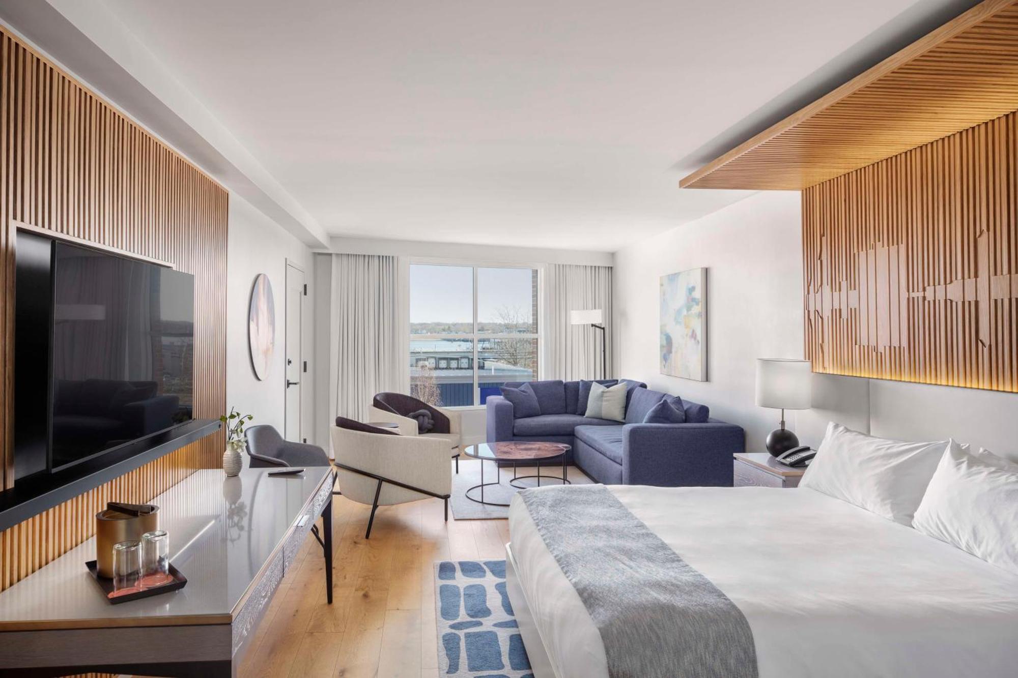 Canopy By Hilton Waterfront Hotel 4*