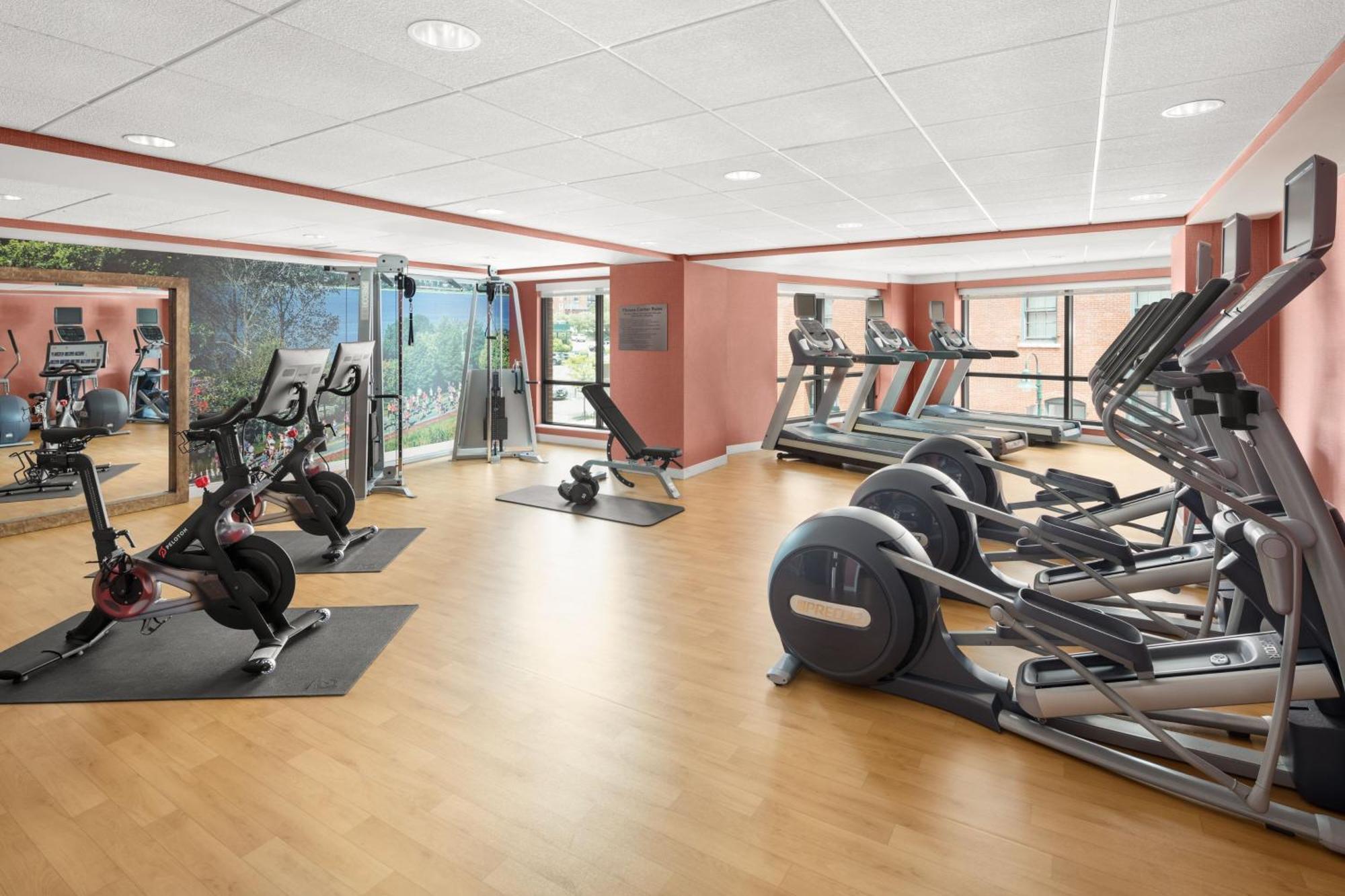 Hotel Courtyard By Marriott Downtown/waterfront