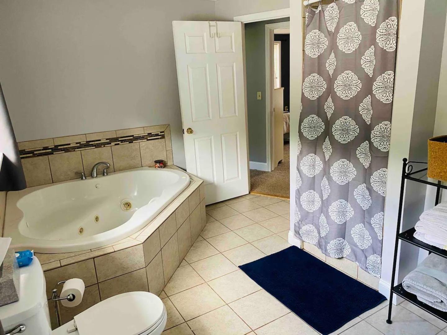 Beautiful, Spacious Home, Minutes To The Old Port! Holiday home Portland