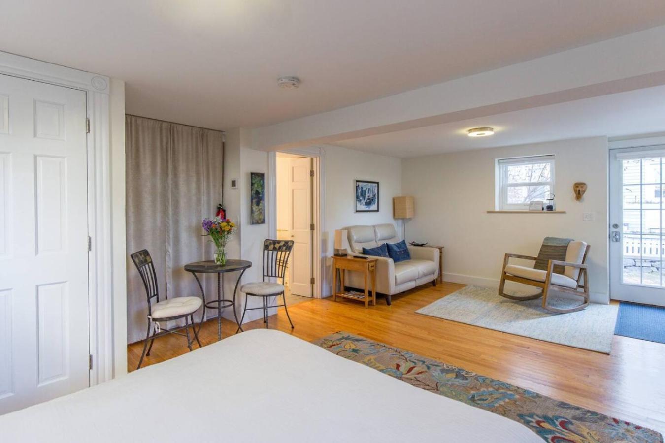 A Peaceful Oasis On Munjoy Hill - 4br2ba House & Parking *