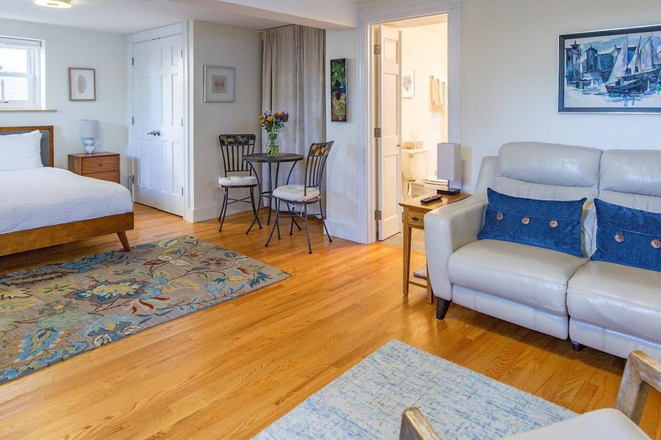 A Peaceful Oasis On Munjoy Hill - 4br2ba House & Parking