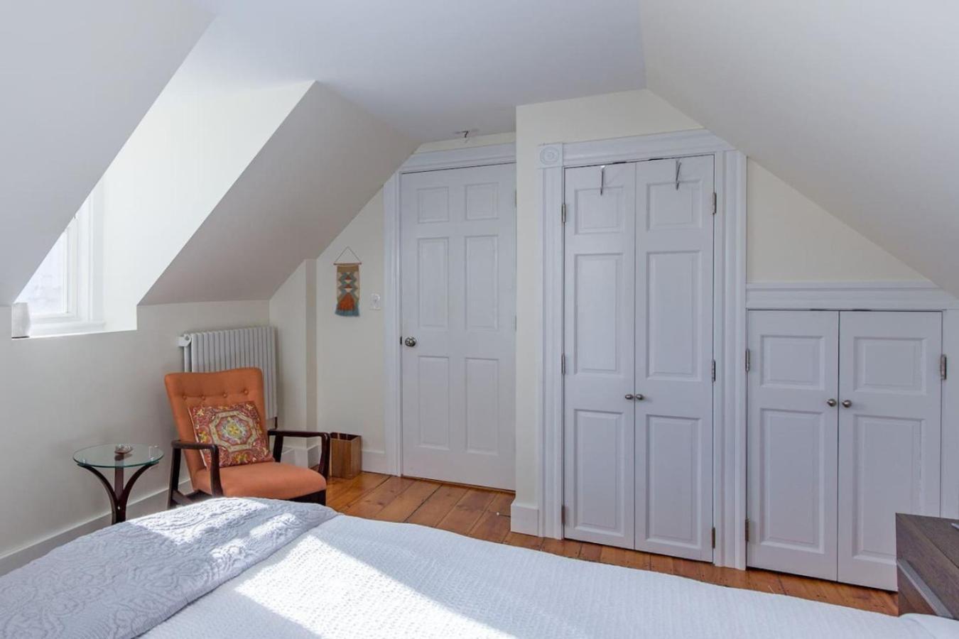 A Peaceful Oasis On Munjoy Hill - 4br2ba House & Parking Country house