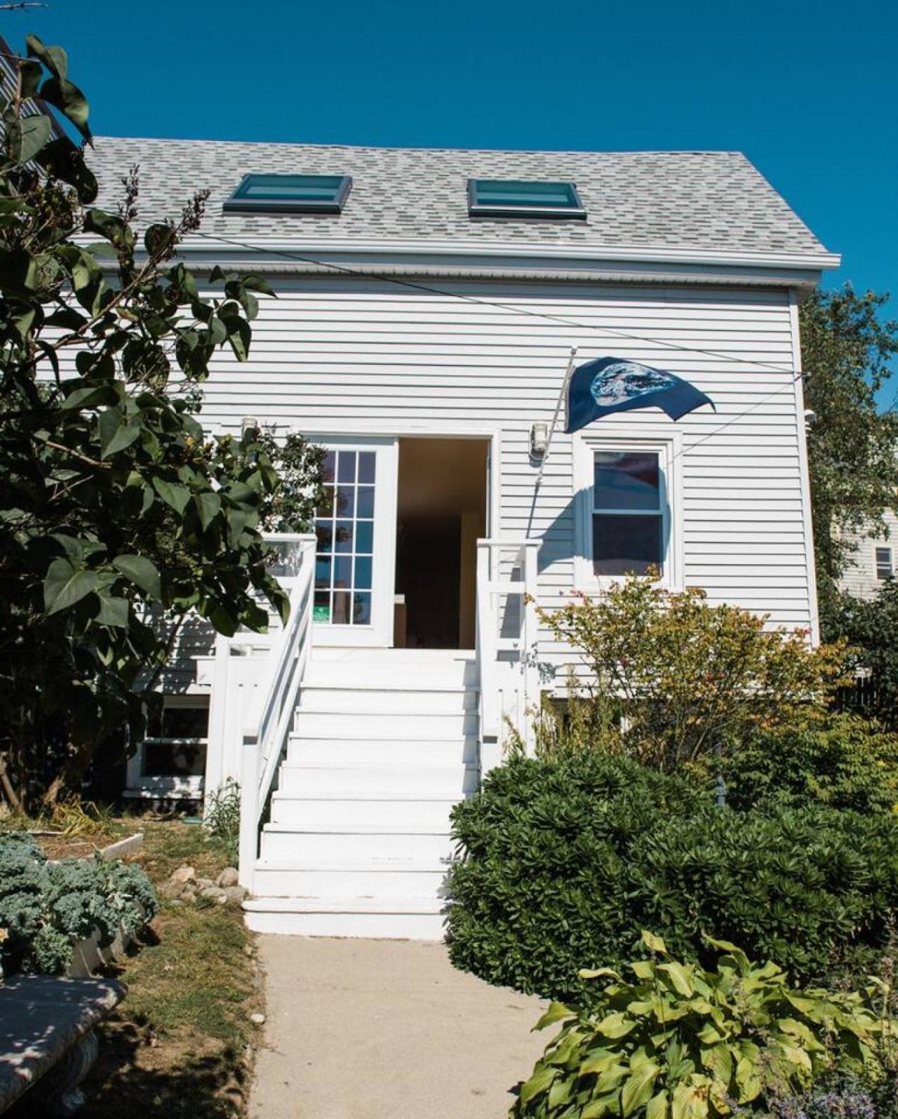 A Peaceful Oasis On Munjoy Hill - 4br2ba House & Parking Country house *