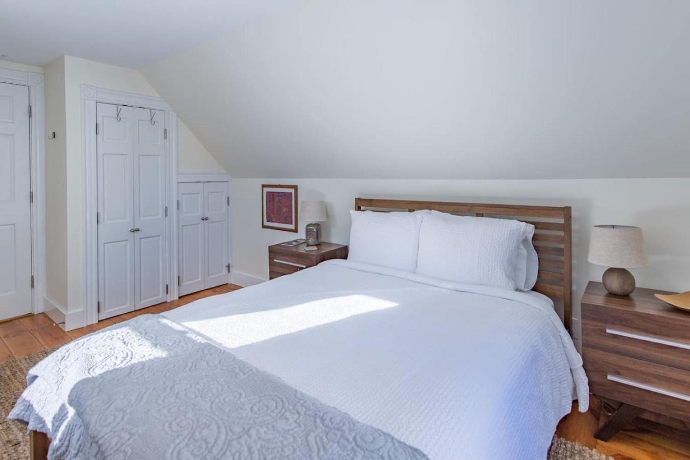Country house A Peaceful Oasis On Munjoy Hill - 3br & Parking Portland