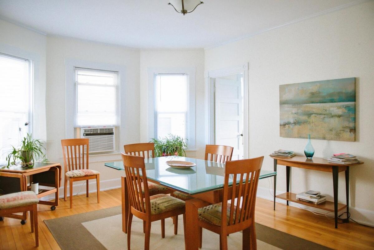 Peaceful Oasis On Munjoy Hill 1st Flr 3br Parking Apartment Portland