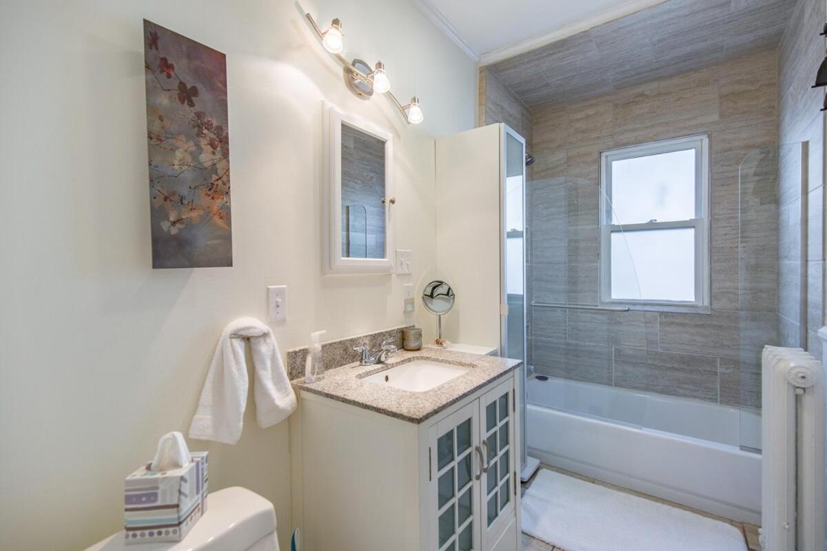 Apartment Peaceful Oasis On Munjoy Hill 1st Flr 3br Parking *