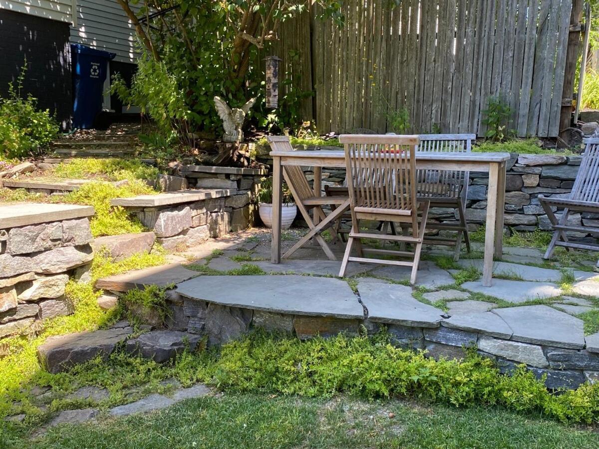 Apartment Peaceful Oasis On Munjoy Hill 1st Flr 3br Parking Portland