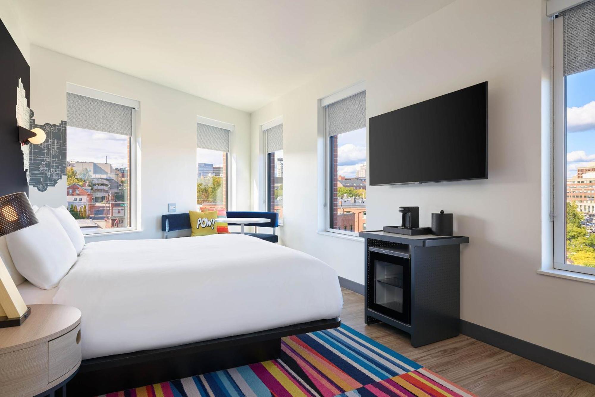 Aloft Downtown Waterfront Me Hotel