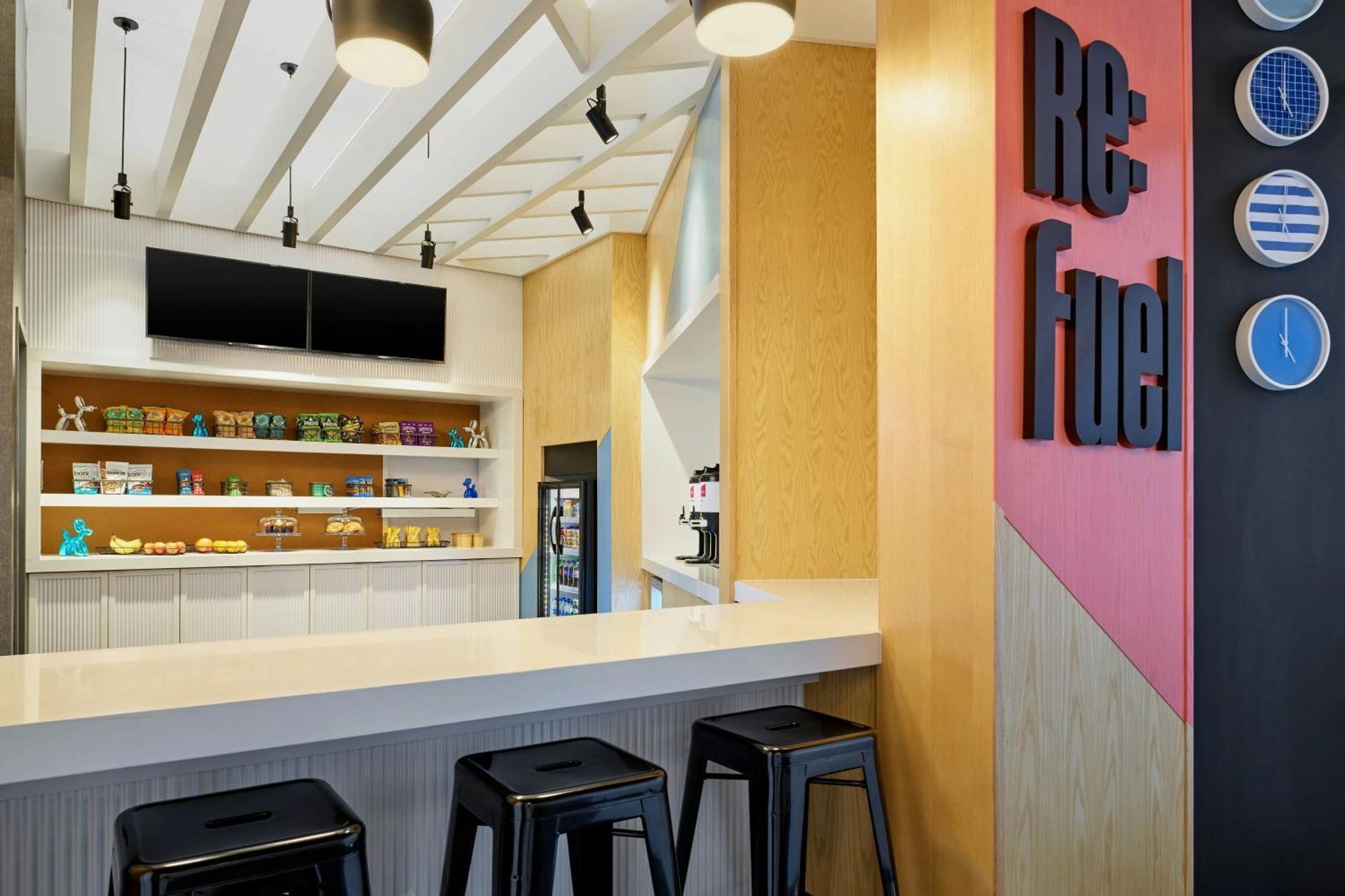 Hotel Aloft Downtown Waterfront Me 3*