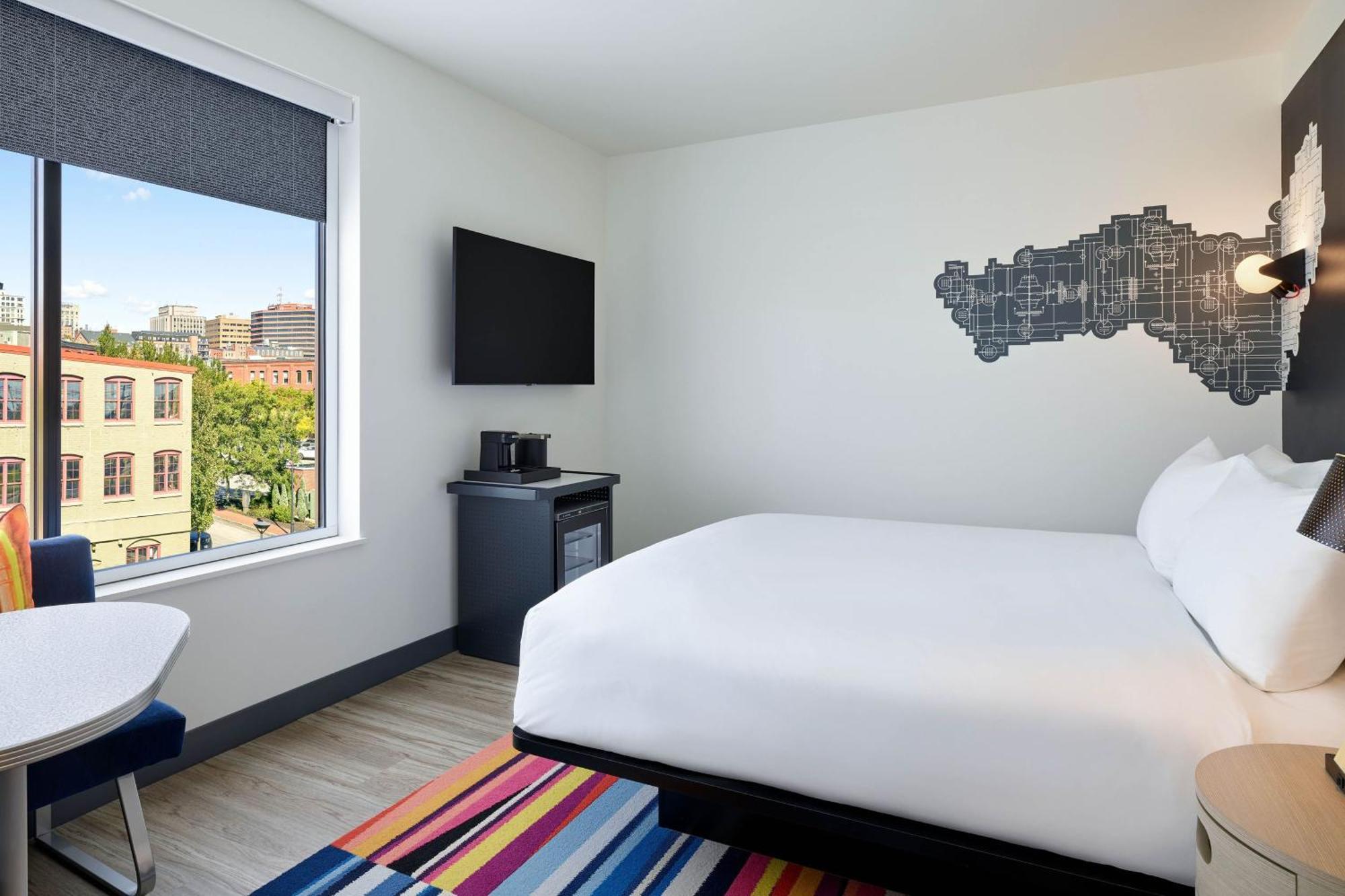 Aloft Downtown Waterfront Me Portland