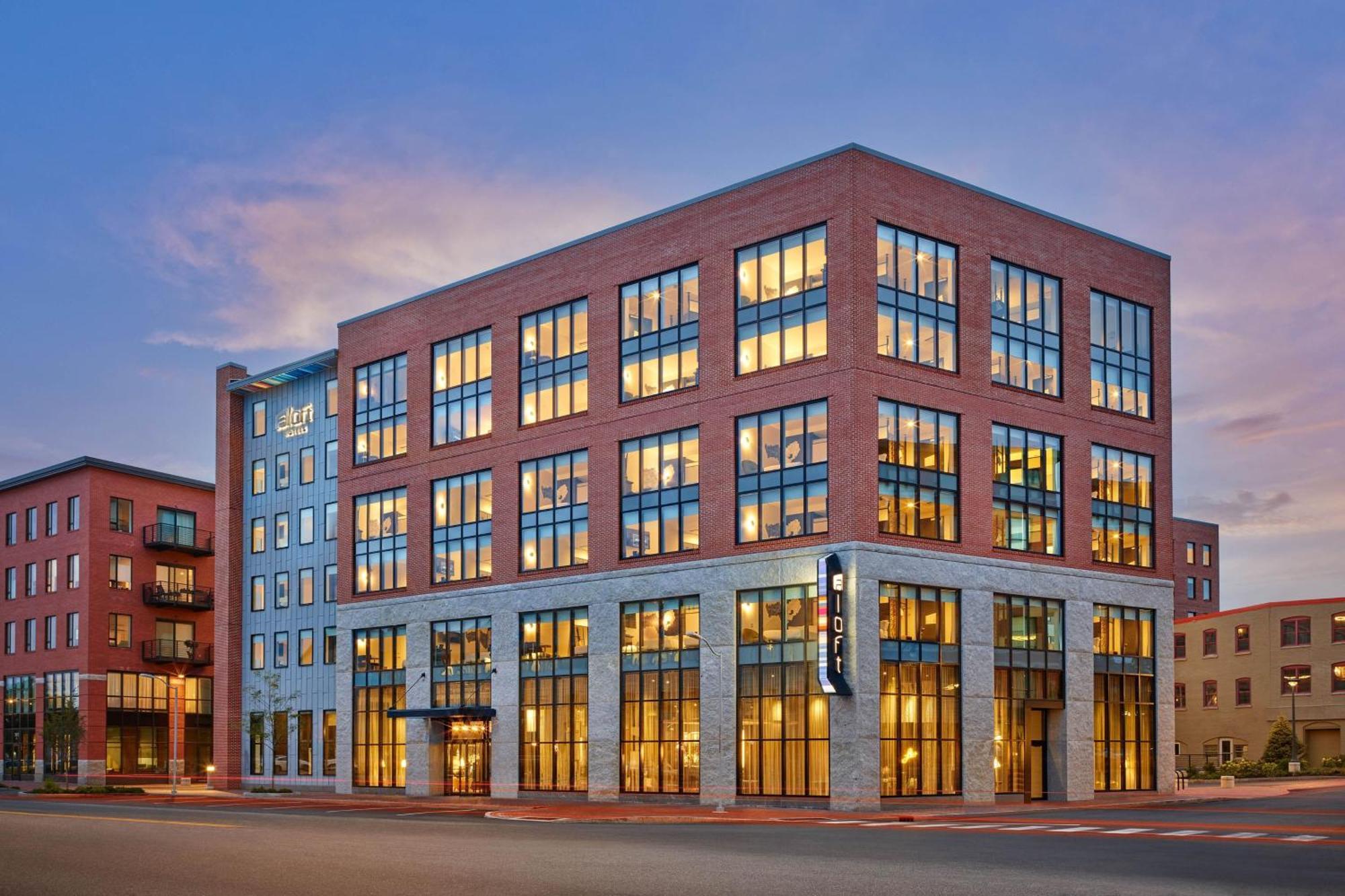 Hotel Aloft Downtown Waterfront Me