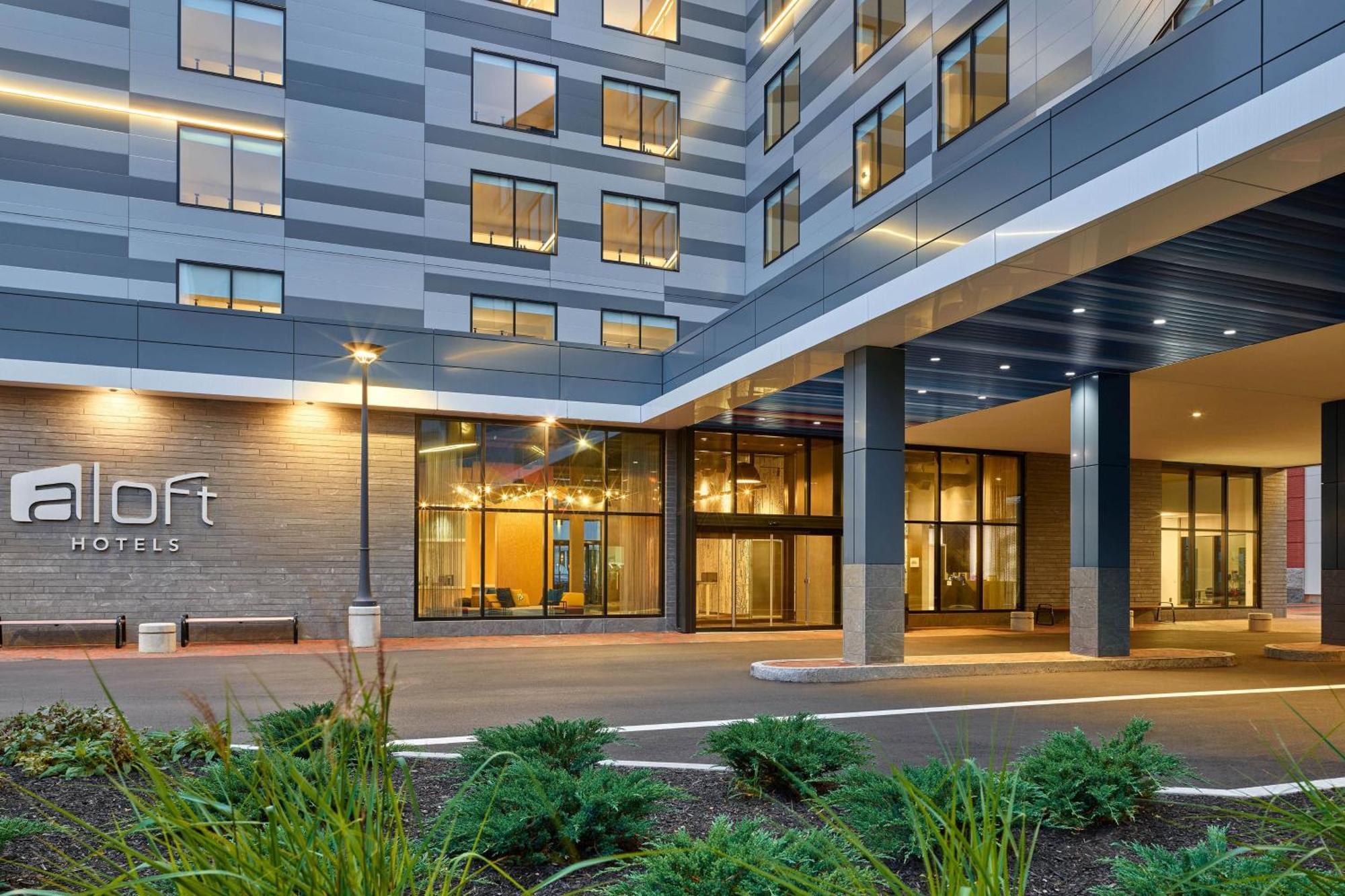 Aloft Downtown Waterfront Me Hotel Portland