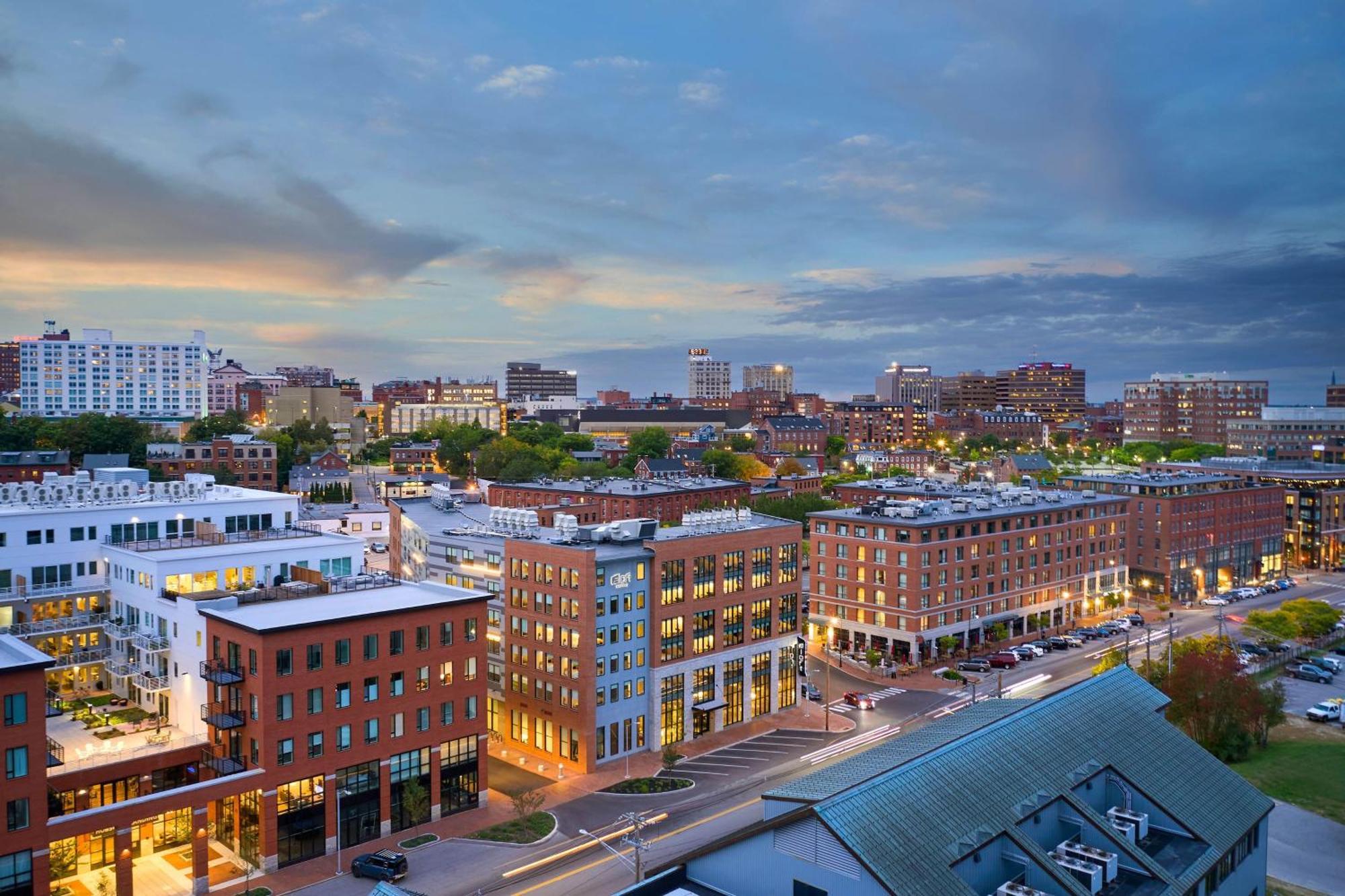 Hotel Aloft Downtown Waterfront Me