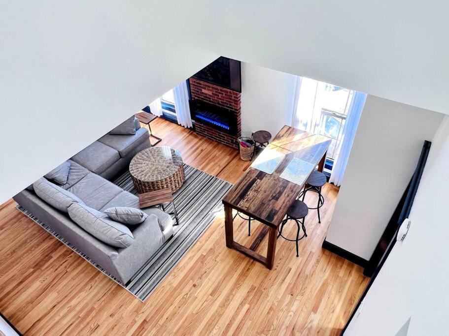 Large West End Penthouse Walk To Old Port W/parking *