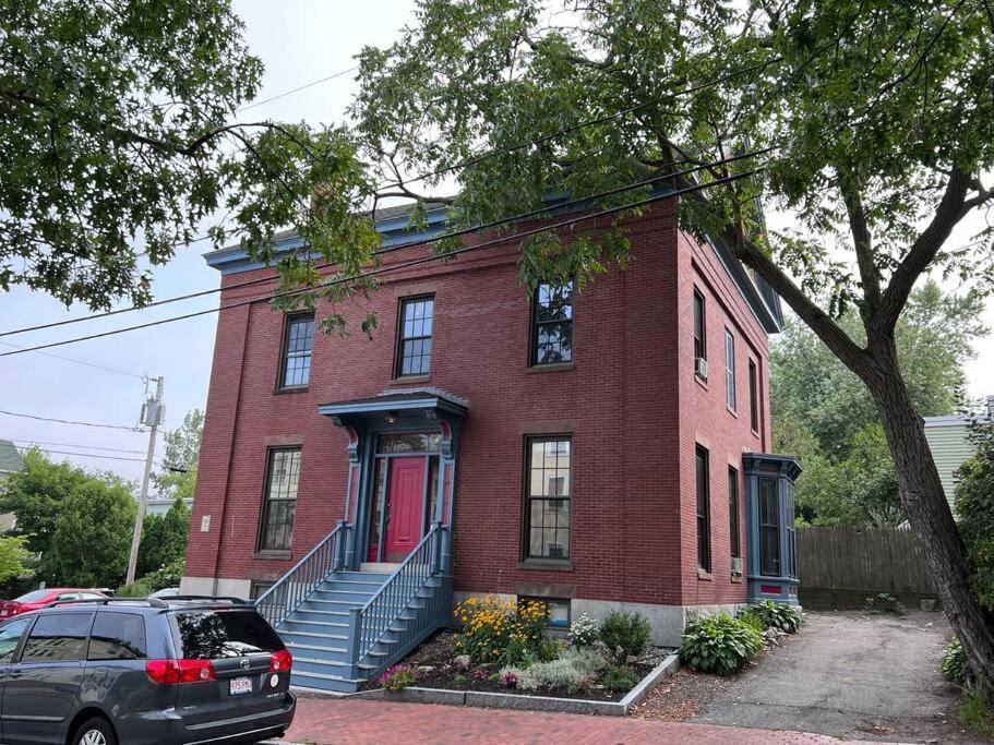 Large West End Penthouse Walk To Old Port W/parking Portland