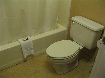 Hotel At