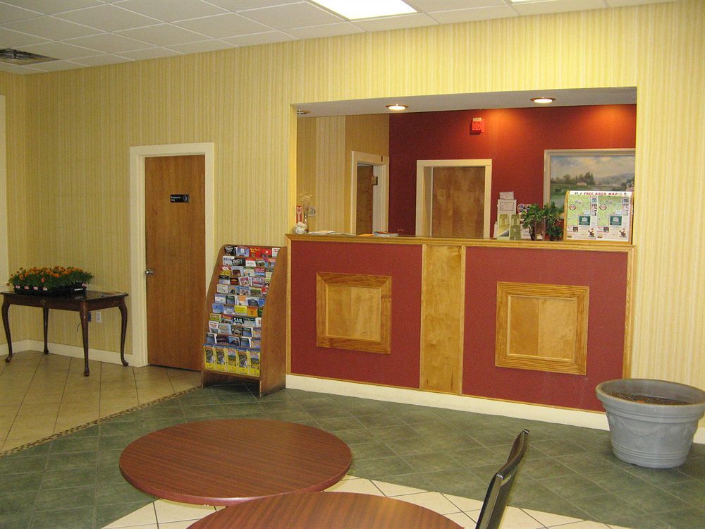 Hotel At
